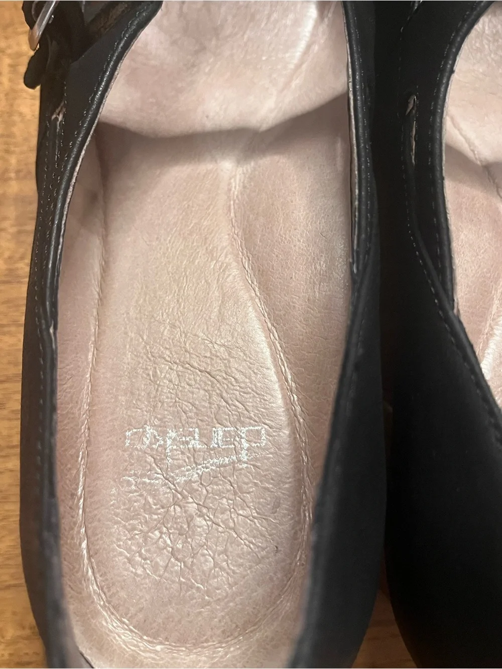 Dansko Peyton Black Mary Jane Low Block Heel Pumps size 38/7.5-8
